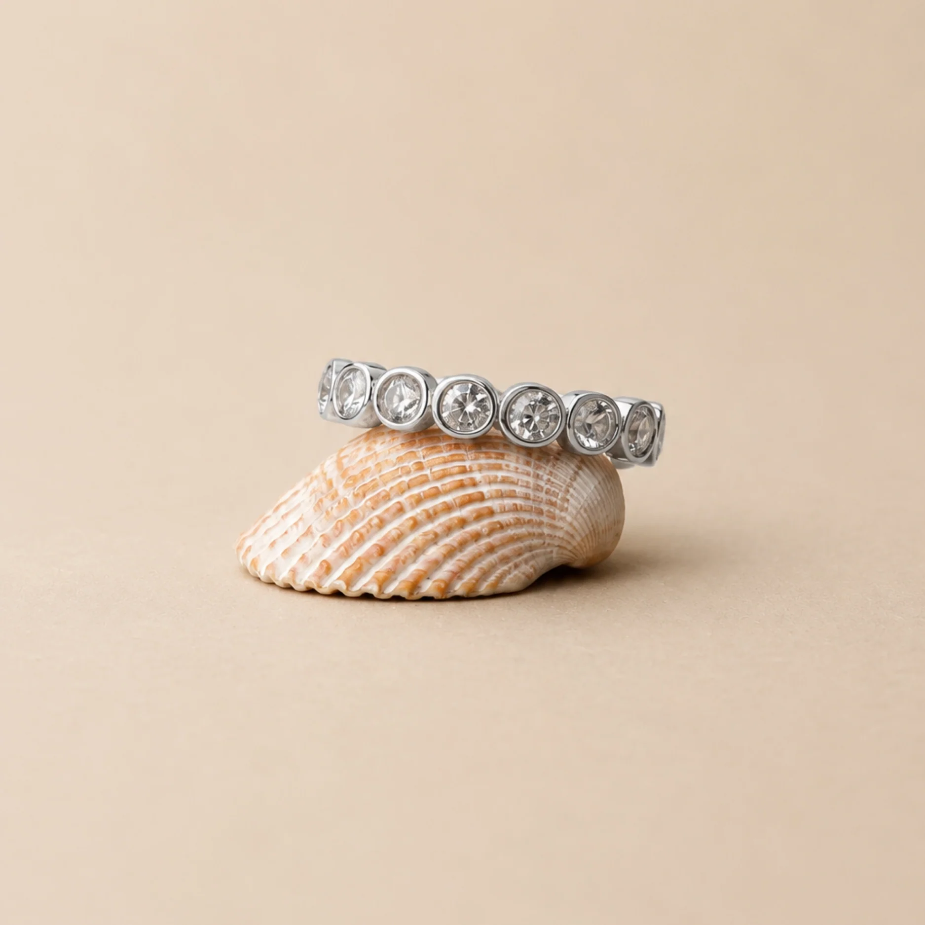 Beaded Sparkly Ring - Image 12